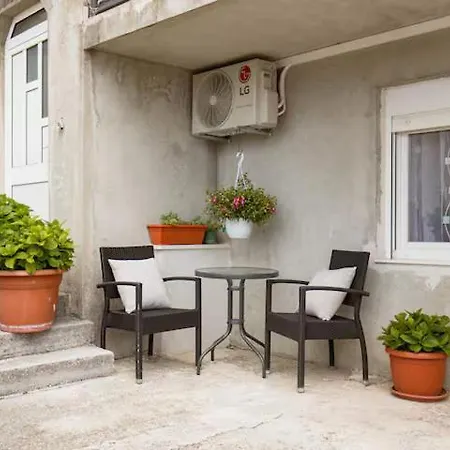Brand New Mara Apartment *