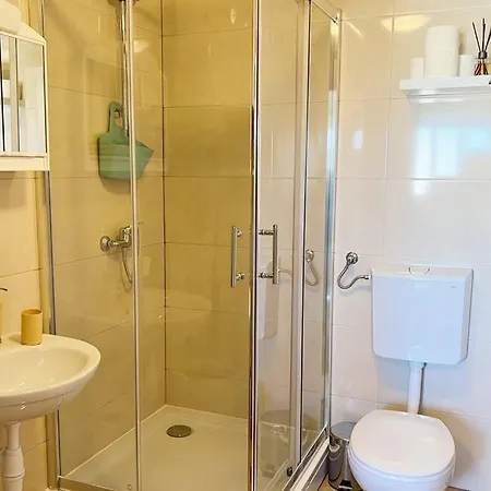 Brand New Mara Apartment