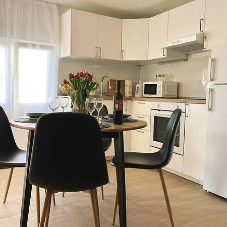 Brand New Mara Apartment *